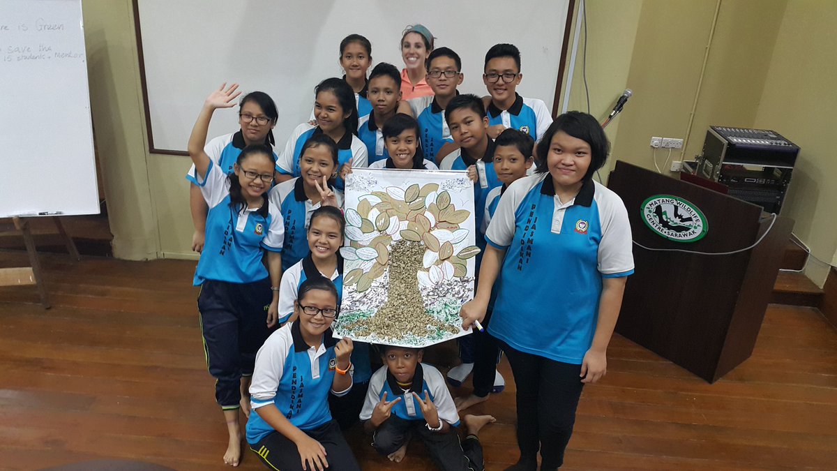 Gumal's tweet photo. Students,Mentor&amp;ETA producing #TreeOfLife-M'sian Env in 2050 #English&amp;Conservation @FulbrightMY @usembassykl @TheWCS https://t.co/2N6N5T3hN5