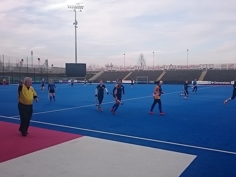 And we're underway with the women's hockey at Lee Valley! COME ON BL! #blmergercup #bringithome
