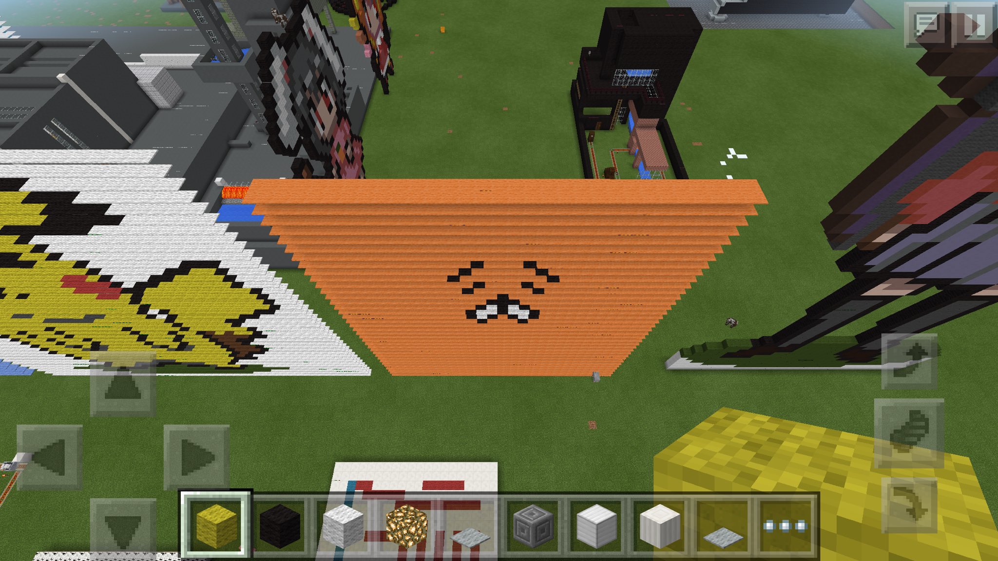 あじんご ゲーム垢 Twitterissa ちょっと前に紹介したうまるちゃんの二重角度ドット絵 Dmで作り方の質問を頂いたので 説明 1 普通にブロックでドット絵を作る 2 その1マス前にカーペットで同じ様にドット絵を作る 以上ですwww マイクラ T Co