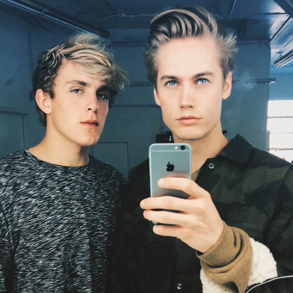 ijakepaul's tweet photo. mirrors @neelsvis https://t.co/hMV0eS1qyP