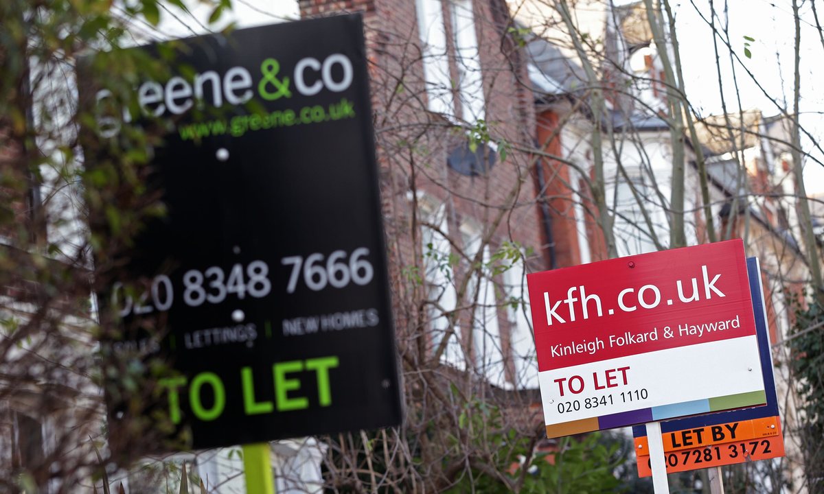 ComPropertyDeal's tweet photo. Landlords and rents - big conflicts in the housing market #RealEstate #News #UK #Properties https://t.co/W8GOIQvTwV https://t.co/59avE2EXaT