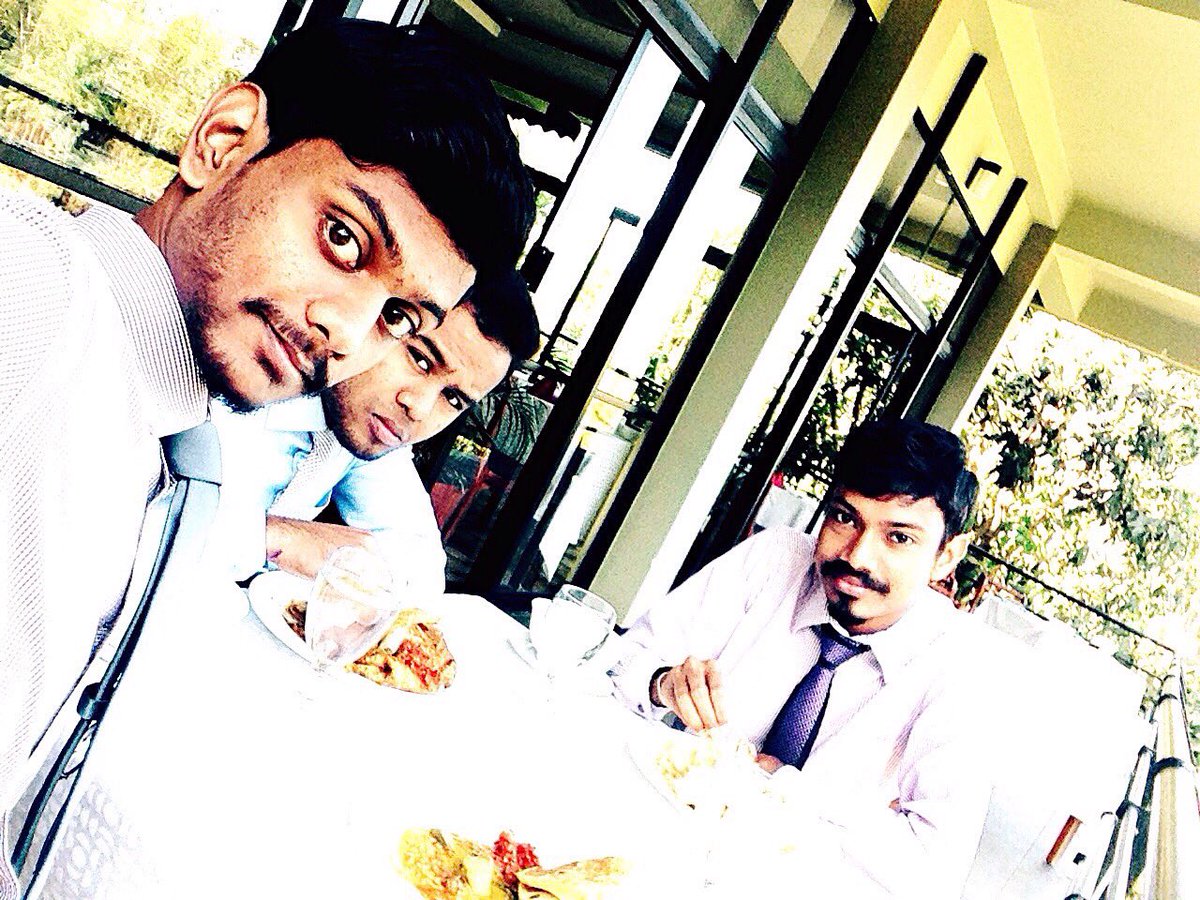 thaskeernaleer's tweet photo. Lunch done #hunasfalls https://t.co/irj7hHeNZJ