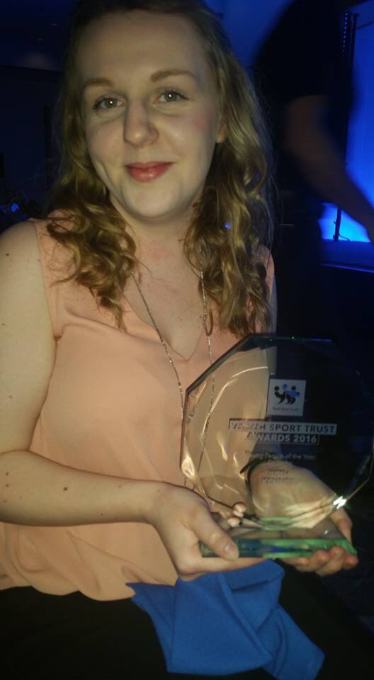 bethkenney22's tweet photo. @SyntheticTurfM thanks for sponsoring my award #empathy #YSTconf https://t.co/Re1lFXqRzN