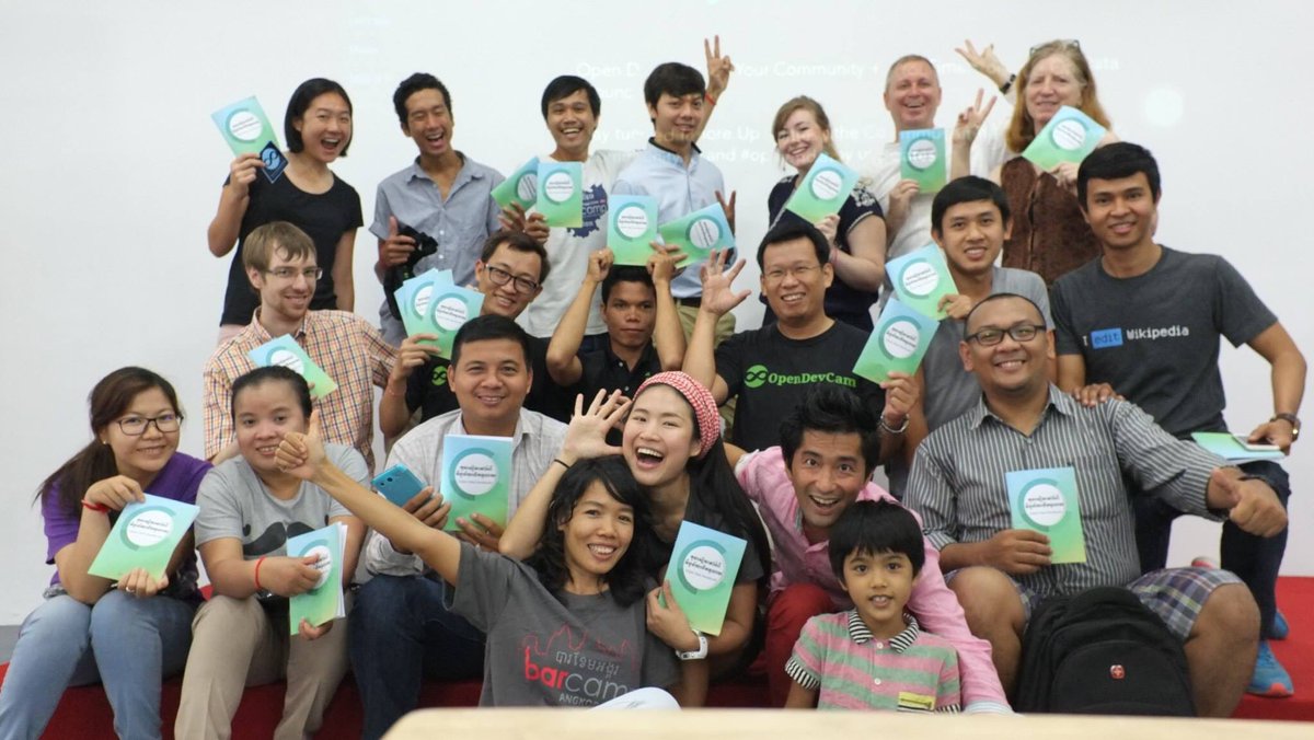 john_weeks's tweet image. #OpenData Handbook launches in Khmer at #OpenDataDay #Cambodia. :)  Woot!