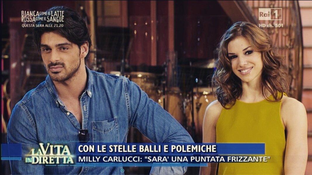 "Sara una puntata frizzante?" Magari arrivera' qualche sorpresa da <a href="/Ballando_Rai/">BallandoConLeStelle</a> <a href="/milly_carlucci/">Milly Carlucci</a> <a href="/MickyMorr/">Michele Morrone</a> Pronti!