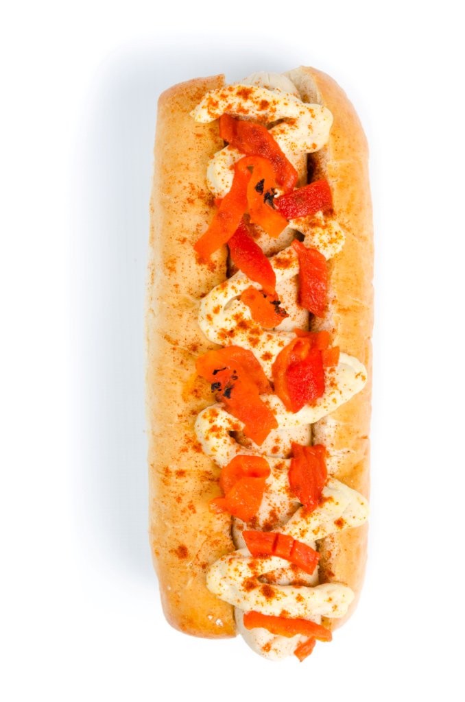 notdogsUK's tweet photo. Yum yum, it's a #SausageShowcase on Hello Houmous - houmous, smoked paprika &amp; roasted red peppers! https://t.co/0hZSfMQNUd