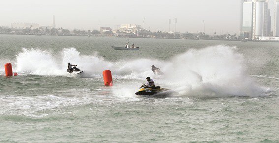  بطولة قطر للدراجات المائية تنطلق في كتارا. CcxlXN1W8AAzeVm