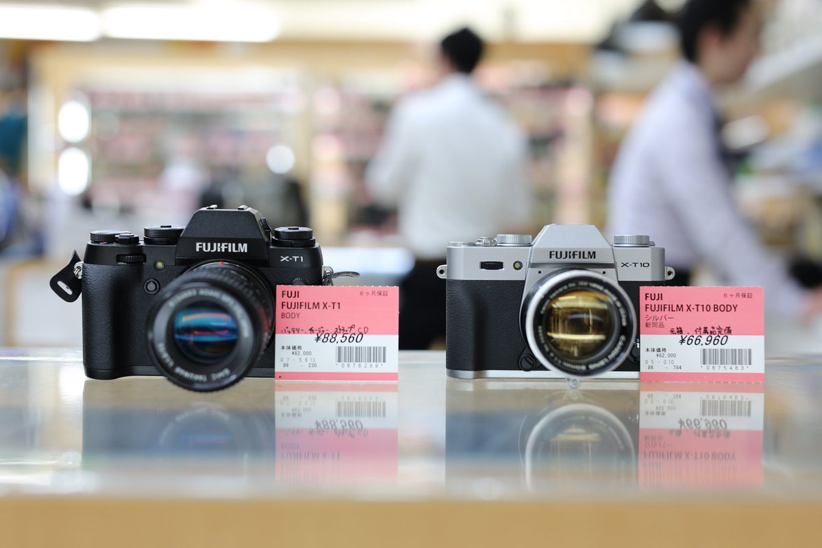 三宝カメラ Fujifilm 富士フィルムのx T1とx70の未使用品がそれぞれ入荷しました X T1はクラシカルな見た目なのでオールドレンズを取付けてもバッチリ似合います また 中古品も入荷しております お気軽にお問い合わせくださいね T Co