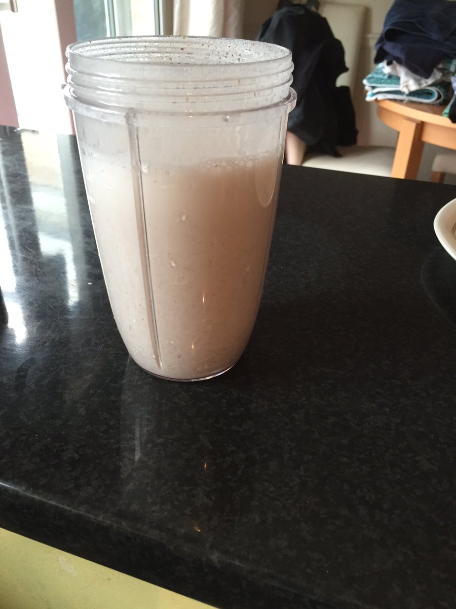 deb_nutrition's tweet image. This mornings achievement. Homemade almond milk!! @juicemaster day 6 of 28. #5lbs down. #feelinggood.