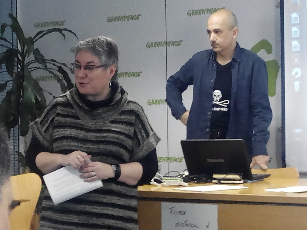 xoniarh's tweet image. @Sol17bcn presi d @greenpeace_esp da la bienvenida a lxs consejerxs a la #AsambleaGPE