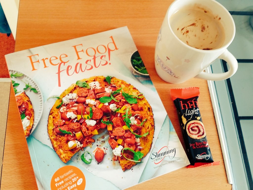 NikkiBanno's tweet photo. @SlimmingWorld My Saturday morning planning meeting. #MakeMarchMatter #FeedingTheFamily #FreeFoodFeasts https://t.co/gSsareZeAQ