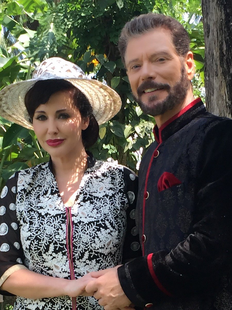 NEW PIC of #BobbiePhillips and #StephenLang on #SolarEclipseMovie in #SriLanka <a href="/IAmStephenLang/">Stephen Lang</a>