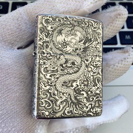 king_zendo's tweet photo. https://t.co/ZQfFD5Xufv - Armor Zippo Sterling Silver Dragon Lighter https://t.co/zvM5e0sis9