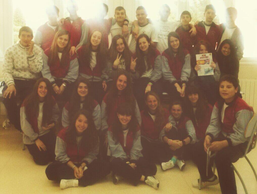 MartaMoreno98_'s tweet photo. ¿Y si volvemos? #scjb https://t.co/LoZivJeXim