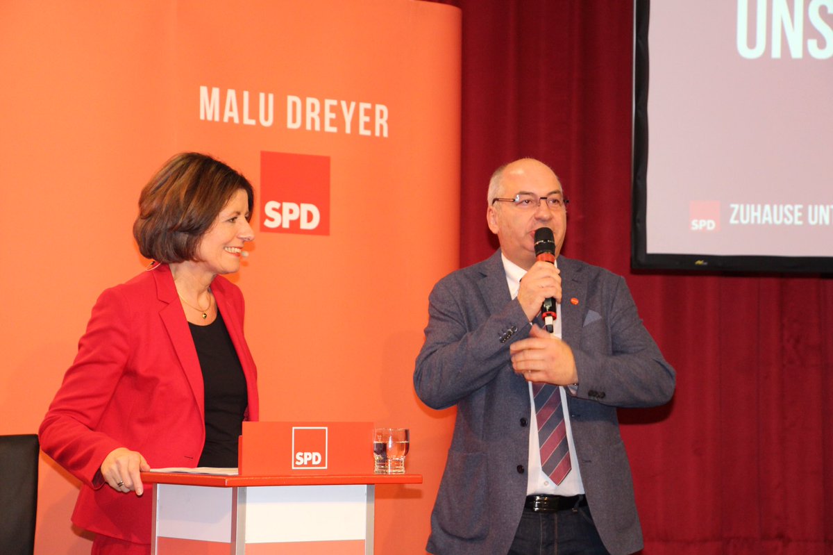 Der Moderator stellt fest: immer motiviert und stark engagiert, unsere #MaluDreyer! #MALU16 #SPD #ltwrlp