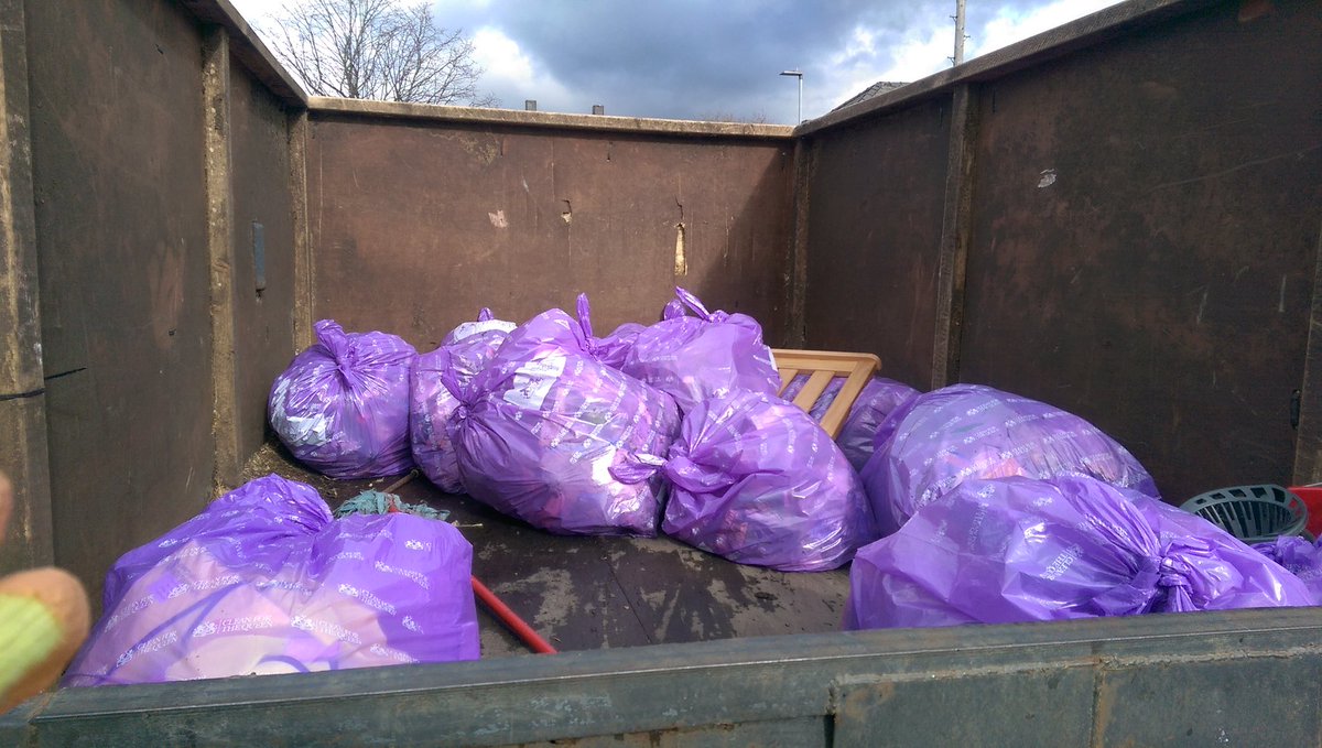 BoooBrown74's tweet photo. #CleanForTheQueen #warringtonbc  rubbish collected from Latchford &amp;Victoria Park this afternoon https://t.co/lDjRjdX4z6