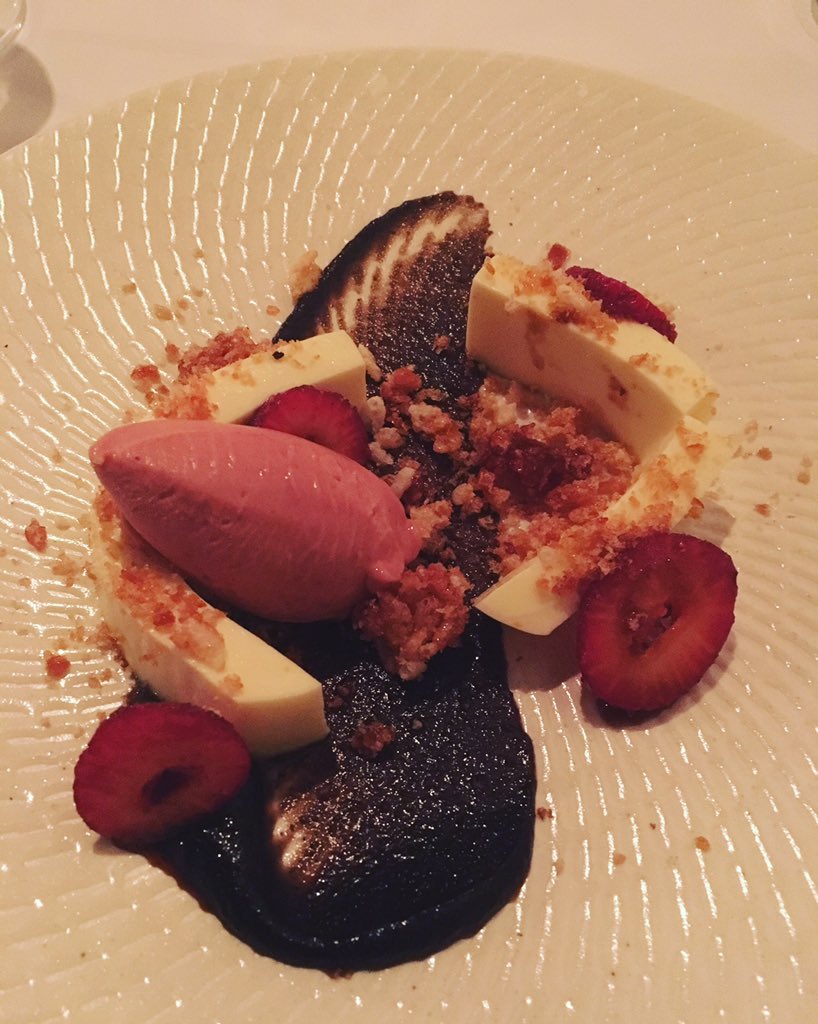 #dessert <a href="/DragoncelloRoy/">Dragoncello Dining</a> geranium cream, raspberry sorbet, strawberries, intriguingly delish #blackolive #caramel