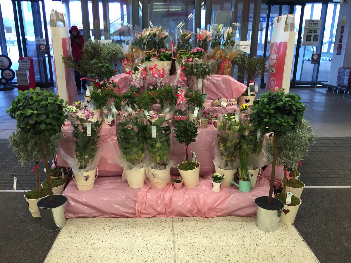 Smarketspeak's tweet photo. Come to @sainsburys @trinitywalk  for all your mothers day needs. #mothersday https://t.co/5v9UVuPTWt