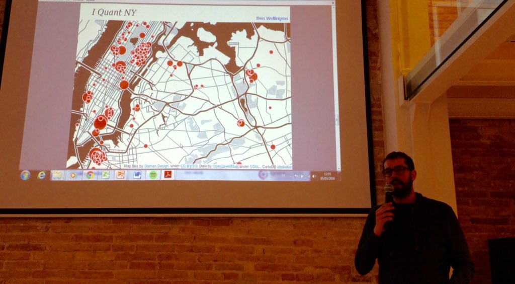 At #Barcelona #OpenDataDay #ODDBCN «Data interpretation» w/<a href="/DavidMartinB/">David MartínBorregón</a> <a href="/datanpress/">Data'n'Press</a> <a href="/IQuantNY/">IQuantNY</a> <a href="/cartoDB/">CartoDB</a> #correlacion