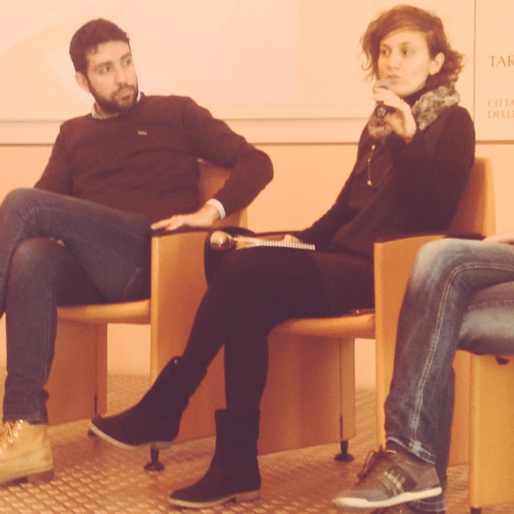 gzileni's tweet photo. @azzurraragone entro 2020 900K nuovi posti di lavoro, 100K solo per gli #OpenData #oddit16 #taranto #iloveopendata https://t.co/N3Vdr6ib6W