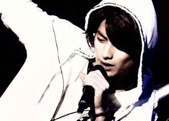 4Zhs_'s tweet photo. ㅤ

＋

　僕の手を振りほどいた
　　君の頬は濡れている

           廻　┈┈　逢

　時を巻き戻せたら
　　強く抱き締めるのに
　　─────────

＋

ㅤ https://t.co/K7llkbAhHj