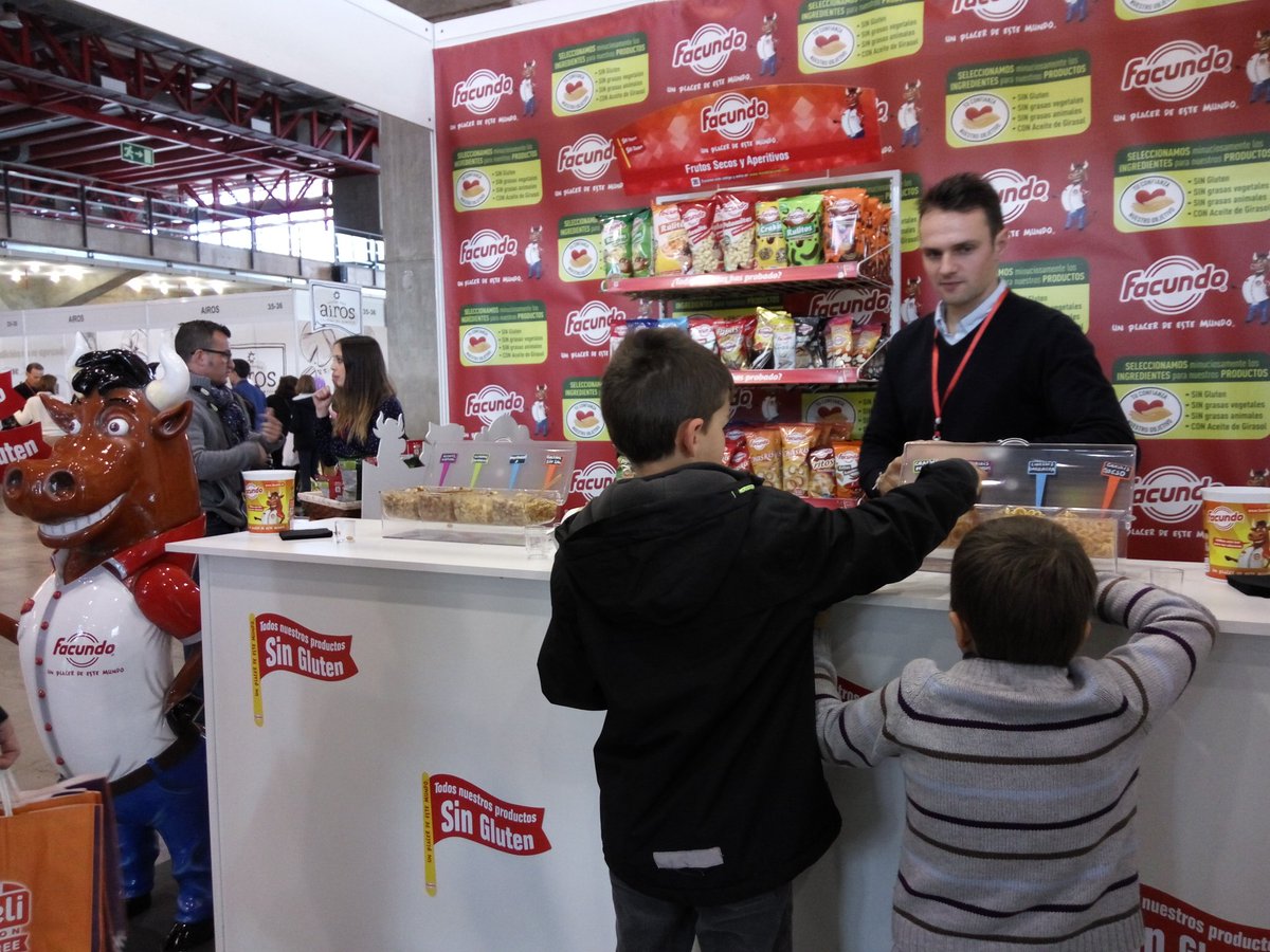 Zeliaco_es's tweet photo. @Mundo_Facundo Un placer de este mundo #glutenfree en @MADGlutenFree_ #Disfrutando #RicoRico https://t.co/FKnuM7Ag49
