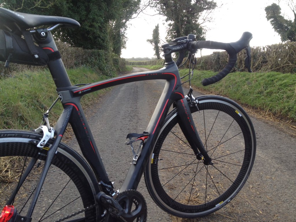 SPUNCycles's tweet image. Hill repeats are the only job on a cold morning!! #SpunCycles #iusedtobefit @kuotauk @Mavic @KuotaCycle