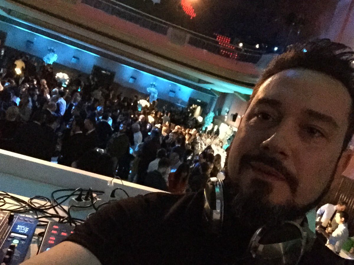 vobdil's tweet photo. Con @carlosjean y @ElsaPataky_ en el 25 aniversario de @Gioseppo en @cinecallao https://t.co/g88yxwIlKz