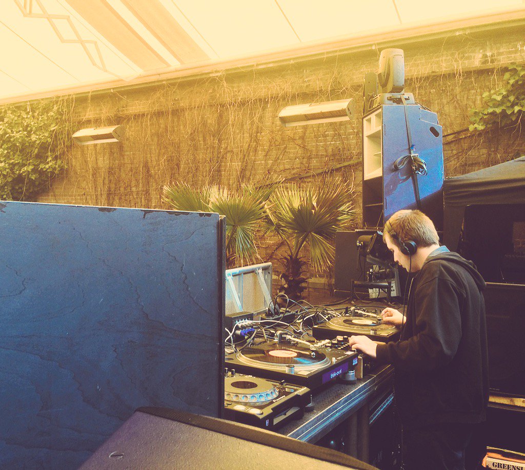 sofiazemame's tweet image. Robert Bergman - Reggae only in the Garden @ZeeZout 😍