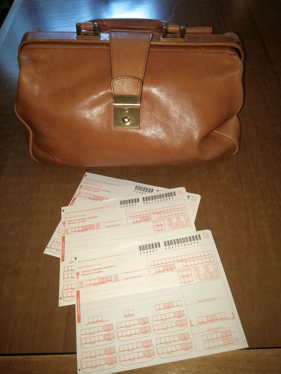francomellea's tweet photo. #valorizziAmoMG unica difesa contro una burocrazia distruttiva https://t.co/I8QdFKR1WY