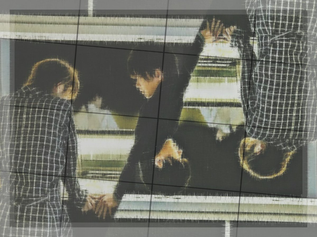 welli___'s tweet photo. ✼••┈

　　　¨¨¨

　　　　　　　恋いしくて
　　　　君の名を呼んだ 呼んだ

　　　　〔　廻　:::::　逢　〕

　　　心のままに愛せばよかった
　　さよならの訳を何度も繰り返す

　　　　　心に嘘がつけなくて

 https://t.co/d6umUaGJWY