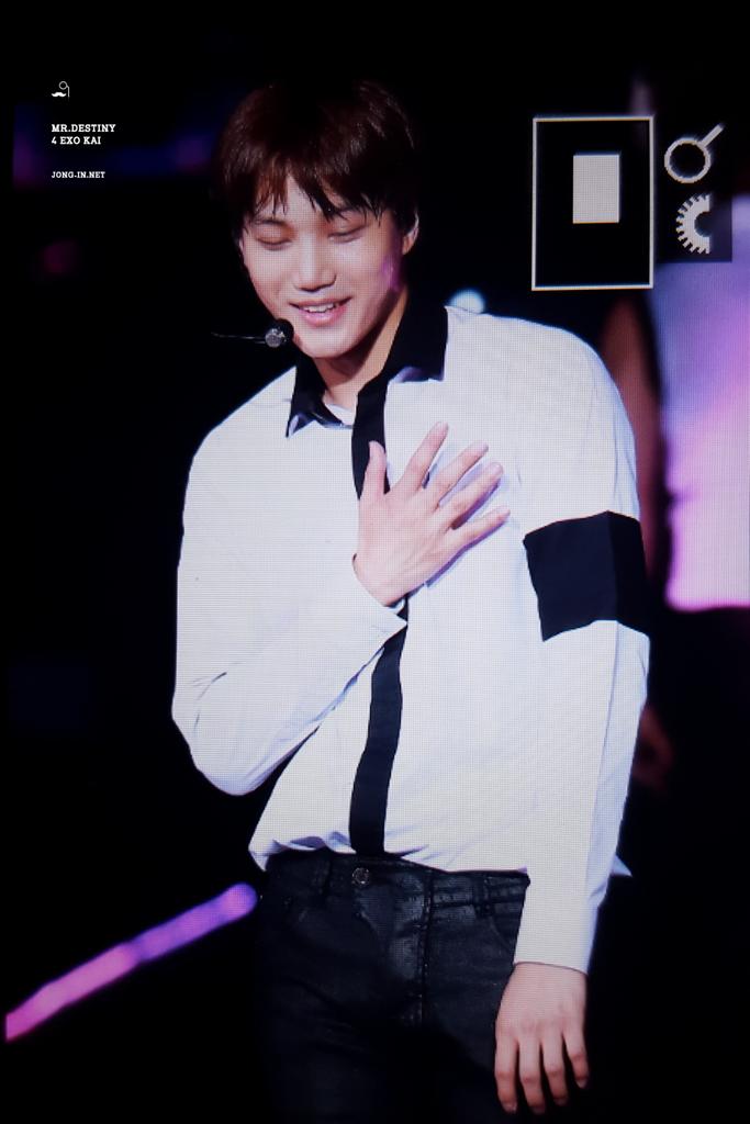 jonginnet's tweet photo. 160305 TEL in Dalian - 정말 너무 죠아서 미치겠네; 8ㅅ8;;;; https://t.co/9NAEwm0AEf