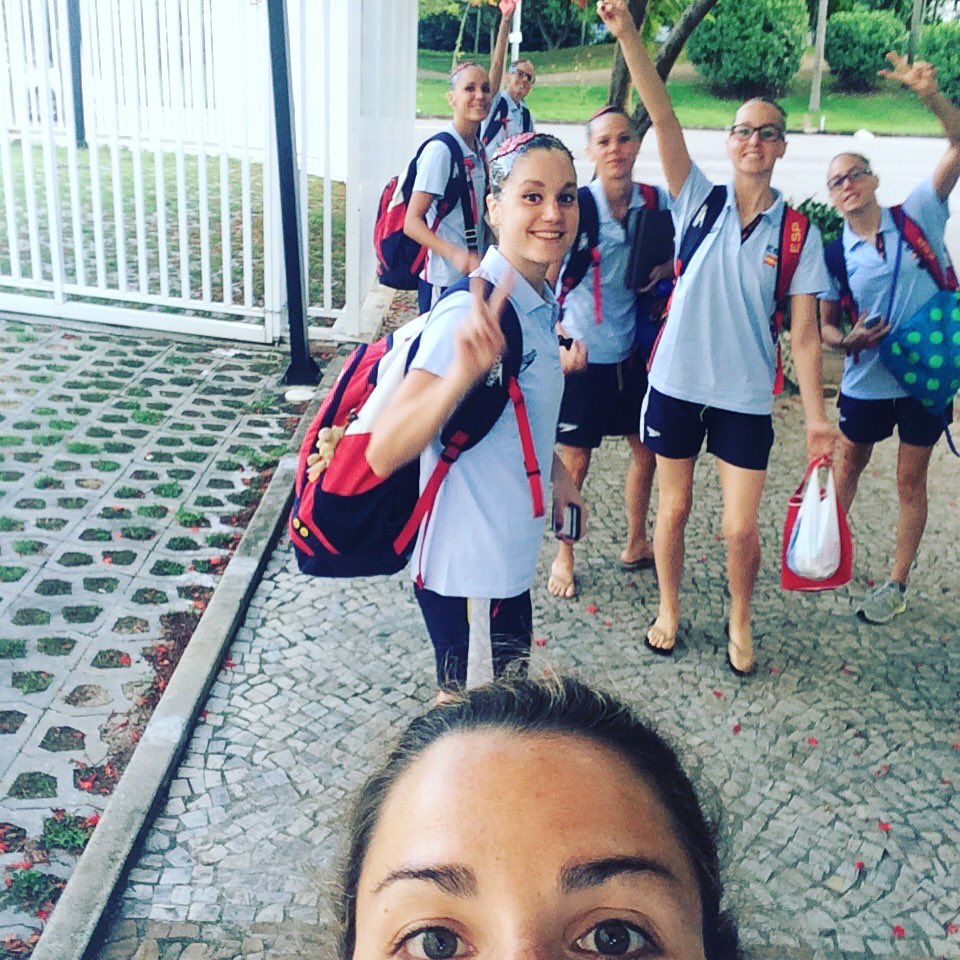 albycabello's tweet photo. Ready!!! #giveityourall #bemorehuman #roadtorio #preolimpico #spanishsynchroteam @sesi_ceci @txellmp @SaraLevy6 https://t.co/Yy4tluRRKI