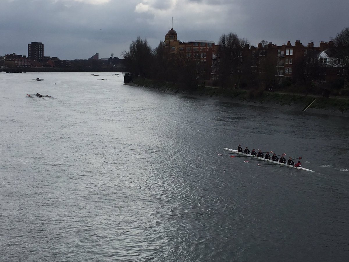 HarriLine's tweet photo. .@UCBCDurham women nailing it at #WeHORR #Rowing https://t.co/SuKVLEUDdo