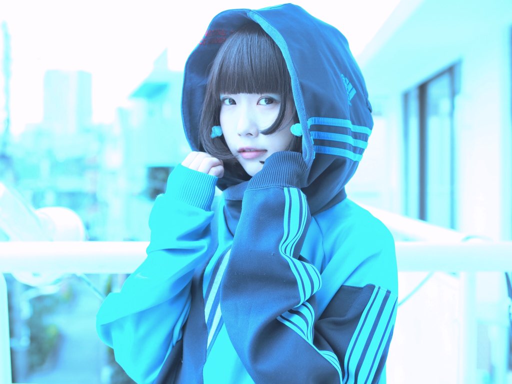 和洋折衷 アディダス リメイクパーカー 和洋折衷 あのちゃん 和洋折衷 アディダス リメイクパーカー 和洋折衷 あのちゃん