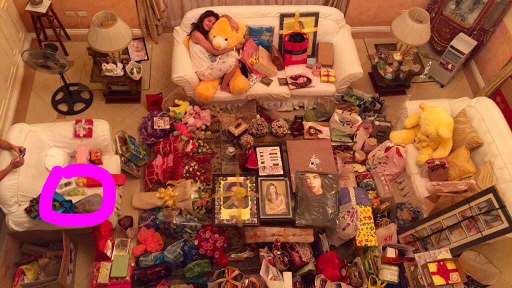 MAINEnatics_US's tweet image. @mainedcm can turn food inedible! Happy Birth! 😊

#VoteMaineFPP #KCA