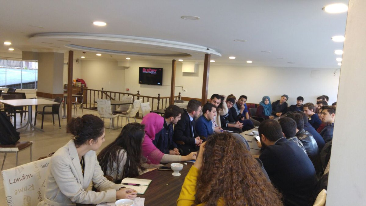 Genç Bilim İnsanları Bul. Kap. Br. Bşk. @goruconalan KBU Bilimtey Kulübü Öğr. ile fikir teatisi yaptı. <a href="/mecertas/">Melih Ecertaş</a>