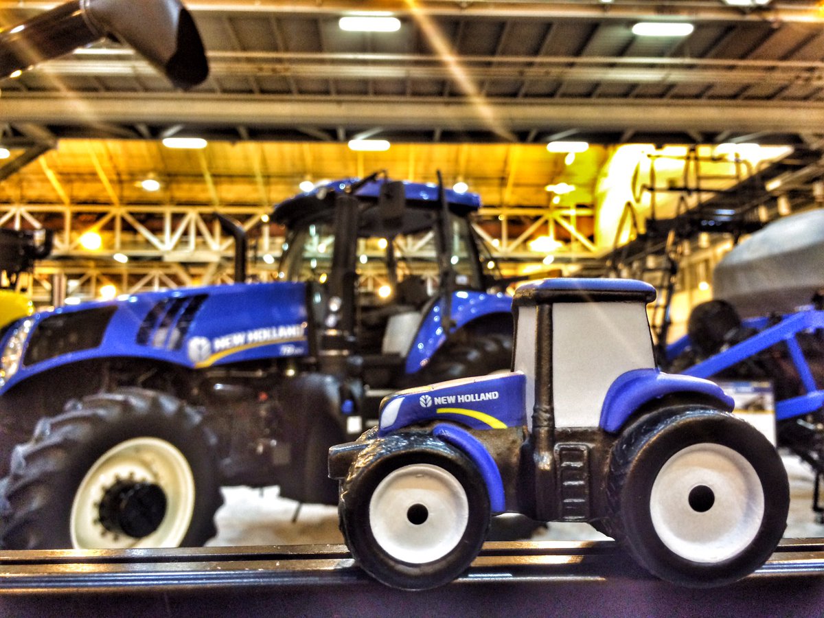 RebeccasTales's tweet photo. Last day of #Commodity16 Don't forget to stop by the @NHAgriculture booth! https://t.co/5OKYgujV7G