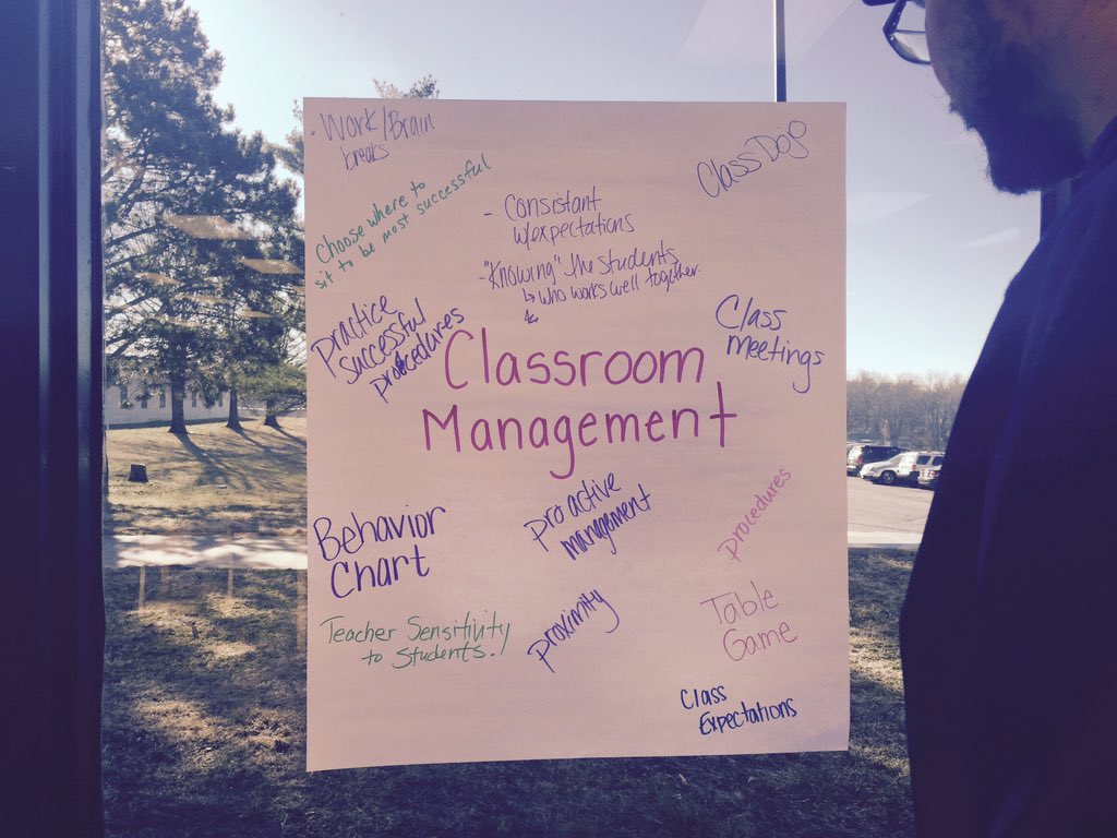 Teachers dedicated to their students.  Professional learning on a Saturday. @HMC1hardwork