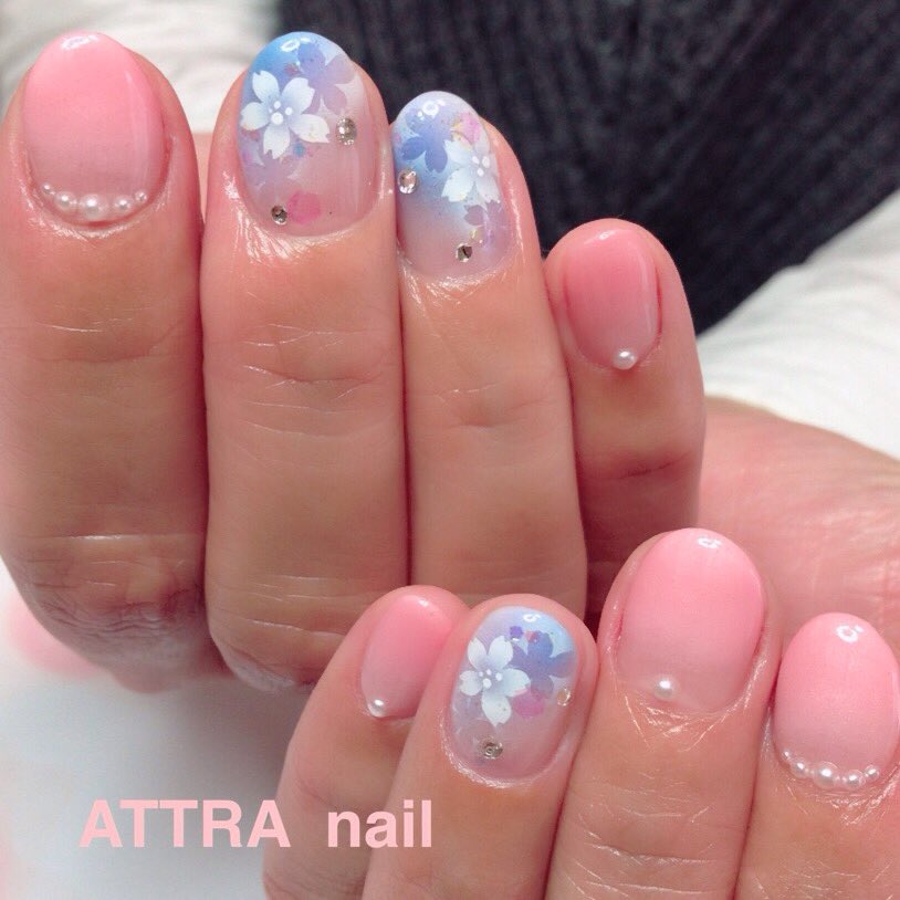 Attra Nail 倉敷ネイルサロン 桜ネイル 倉敷ネイルサロン 岡山ネイルサロン 倉敷ネイル 岡山ネイル Attranail アトラネイル エアブラシ ネイル ネイルデザイン 春ネイル 桜ネイル ネイルサロン T Co Qcxbs7veos