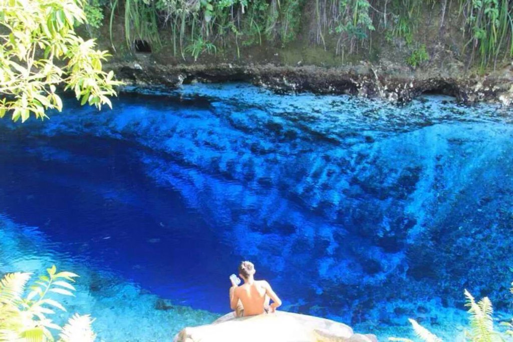 FindmyLovenAsia's tweet photo. The Hinatuan Enchanted River, Surigao del Sur, Mindanao, Philippines -  #Travel #Date #Love #FindMyLoveInAsia https://t.co/9Y63owkTnF