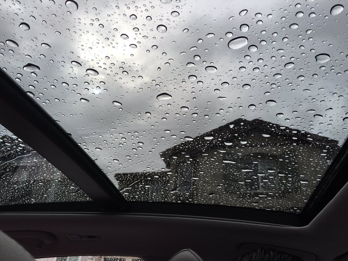 DawnWinston24's tweet photo. Rainy day in Northern California this weekend but we are enjoying the @Hyundai #Sonanta @driveshopusa #DriveHyundai https://t.co/kHpdHz82w1