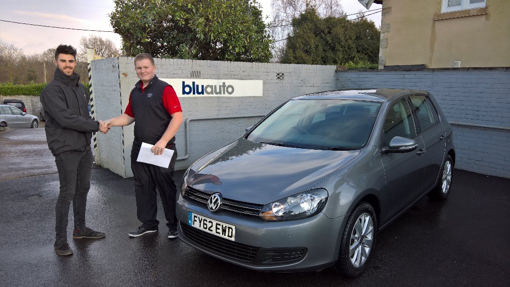 Another happy customer as Nathan takes the keys to his #Volkswagen #Golf from Joe Cambridge at Bluauto Premium Cars