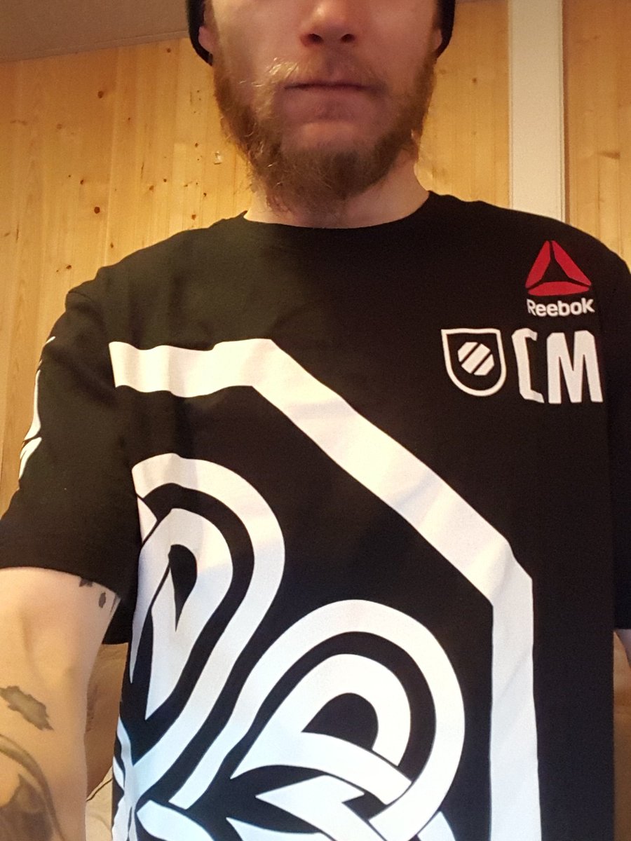 Derek Hurley (MapleMONSTER) Twitter