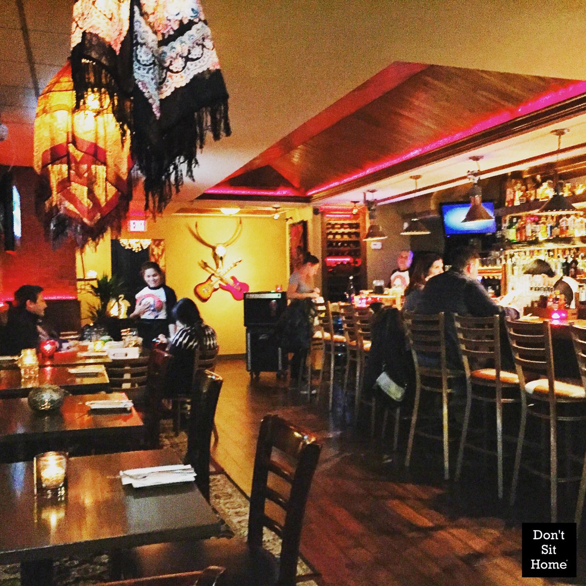 dontsithome's tweet image. Loved everything about the @thedraperjc in #JerseyCity! The menu is great &amp;amp; they have 3 rooms w/ a speakeasy feel!