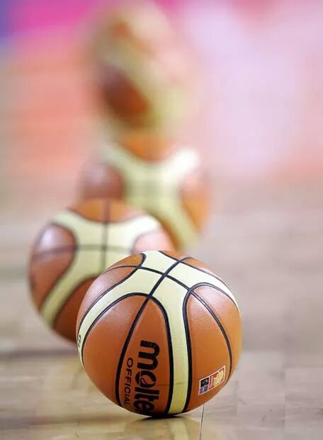 MarceloQueved18's tweet photo. 10/3 amistoso con el Champ 2015 ! Chicago vs CASL #Pretemp @maxibasketcomar @5inicial @prensachicago @maxicuervos https://t.co/80RZUvBldL