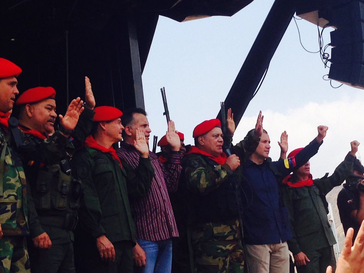 movimientombi's tweet photo. #A3AnosDeTuSiembraComandante @NicolasMaduro  @TareckPSUV @dcabellor @VielmaEsTachira @CarylBertho https://t.co/p3coqhSlLH