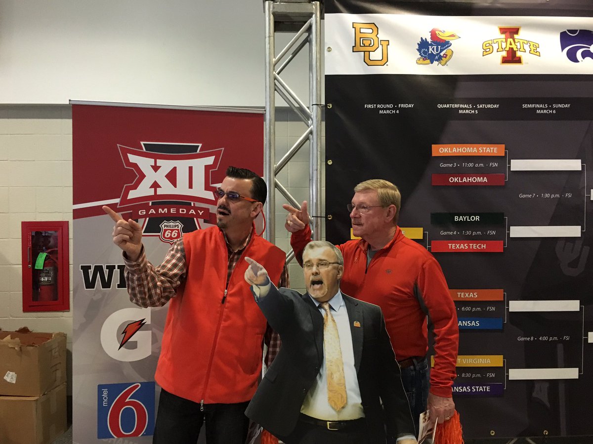cowboyvoice's tweet photo. @Coach_Littell could you please explain to everyone what we were pointing at?
Go with #minijim or #coachlittle ? https://t.co/zeyNcPMg17
