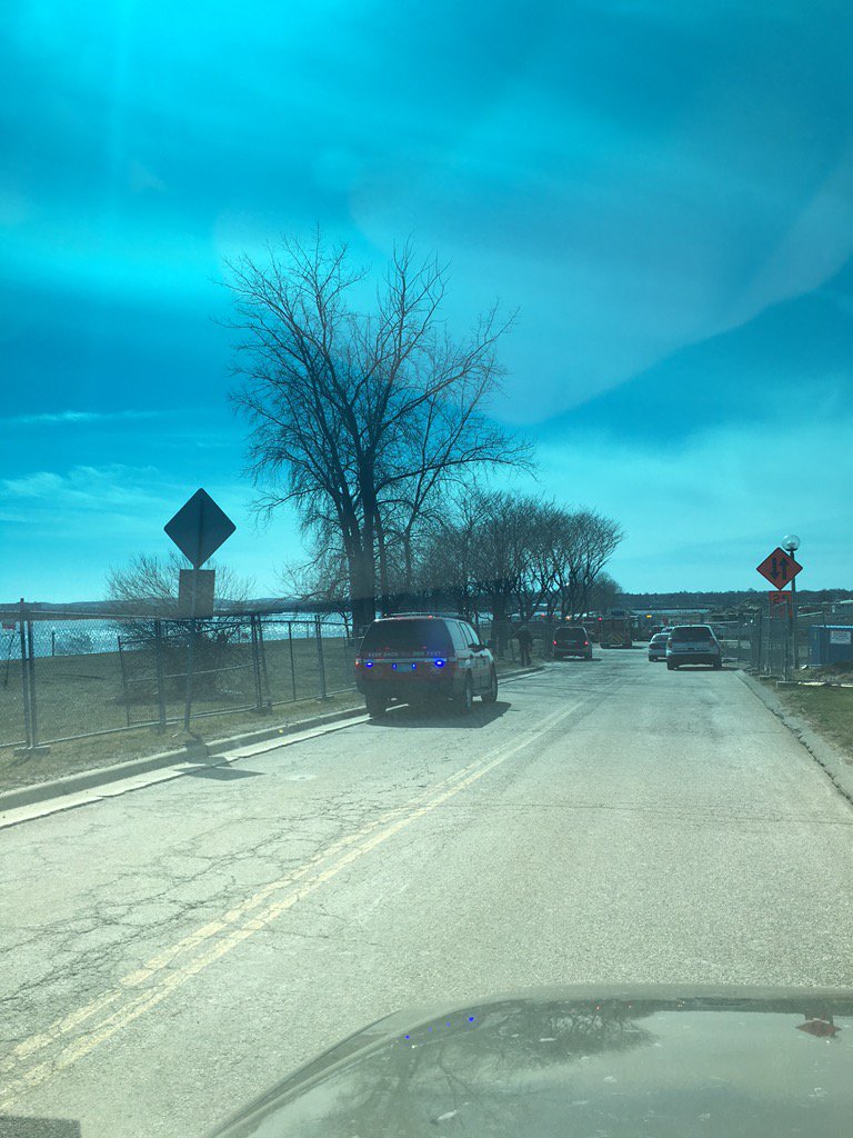 southiescanner's tweet photo. Car into the water behind umass ! https://t.co/ZxjLK5hTpi