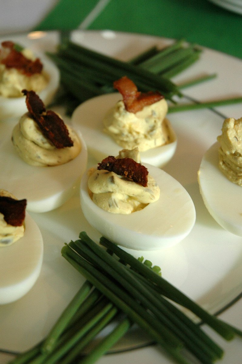 KraylFunch's tweet photo. Hosting Easter Dinner ... or a Derby Party? Bourbon Bacon Deviled Eggs https://t.co/qp6GzYdNZy https://t.co/VR4lk5z8fU